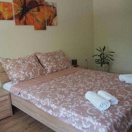 Apartment Marija Сремска-Митровица Экстерьер фото