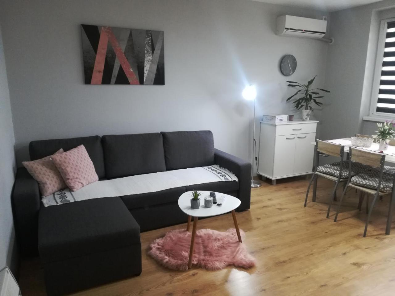 Apartment Marija Сремска-Митровица Экстерьер фото